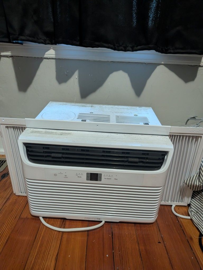 Frigidaire WiFi air conditioner