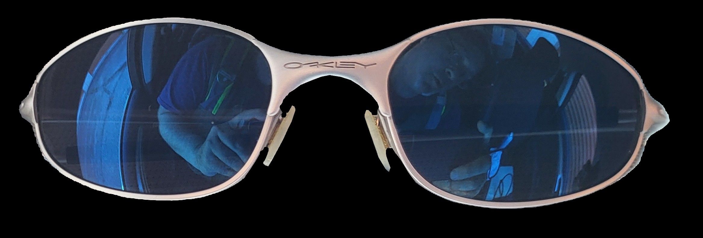 2000 Oakley C Wire™ Silver Ice Iridium Vintage Sunglasses