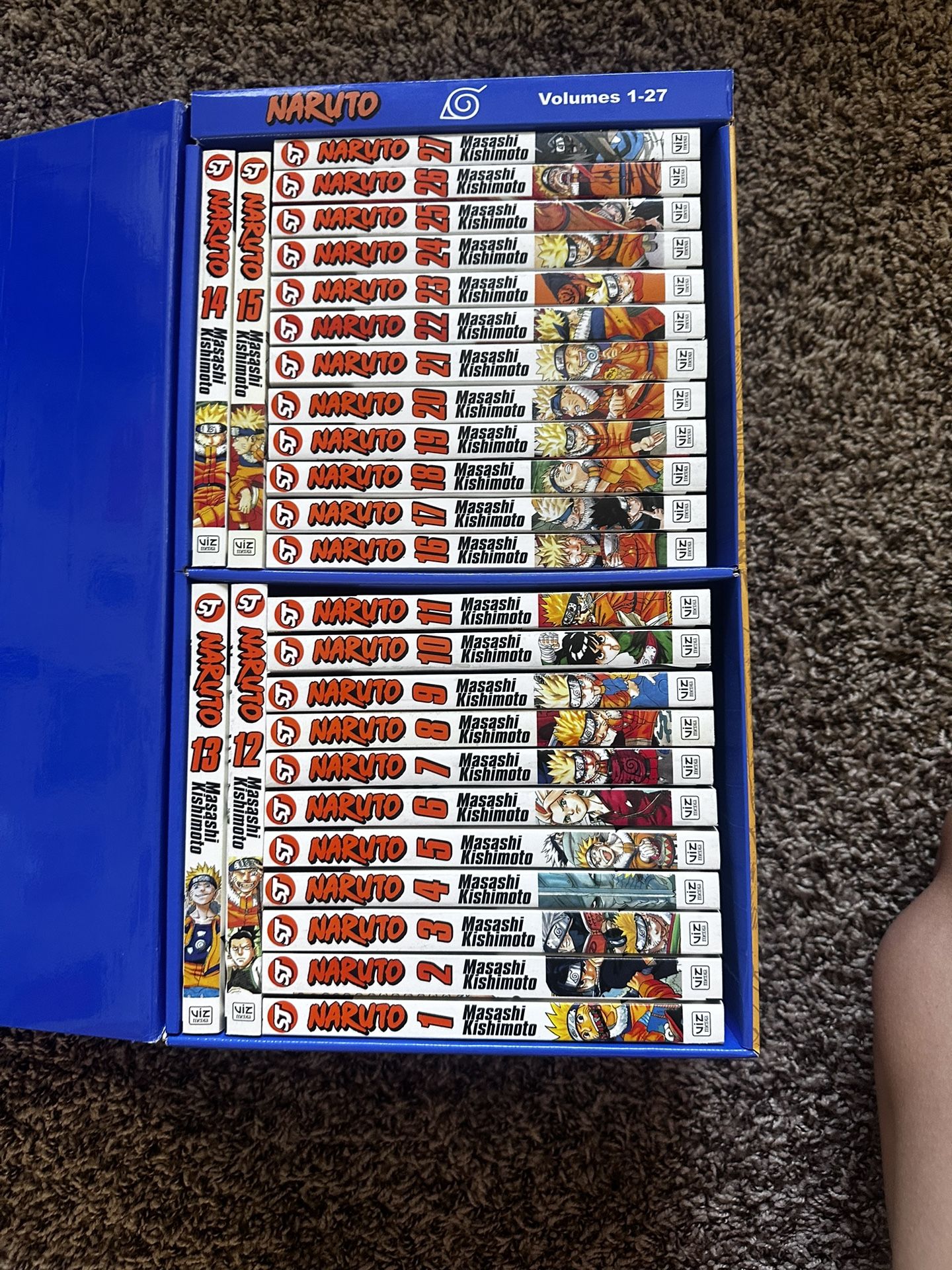 Naruto volumes 1-27 With Box