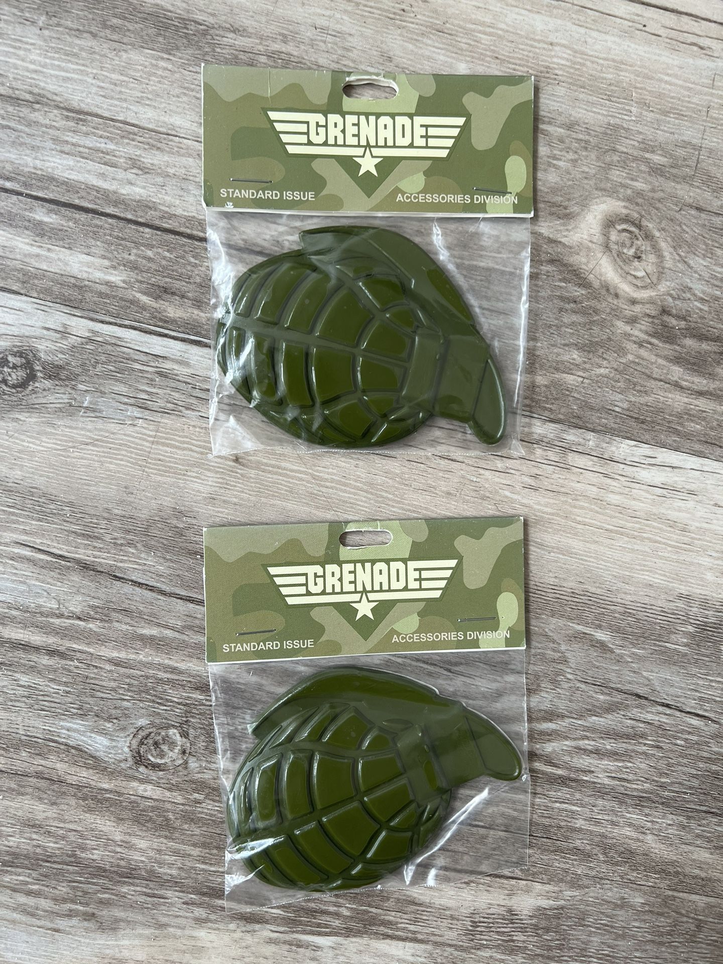 Grenade Gloves Snowboard Snowboarding Stomp Pads