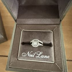 1 Karat Diamond Princess With Wedding Band In Box Like New
