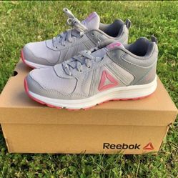 $15 Kids Brand New Size 2.5Y