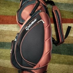 TaylorMade Lightweight Carry Bag (Does Not Stand)