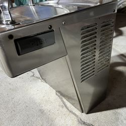 Drinking Water Fountain 