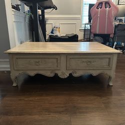 Ethan Allen Coffee Table 