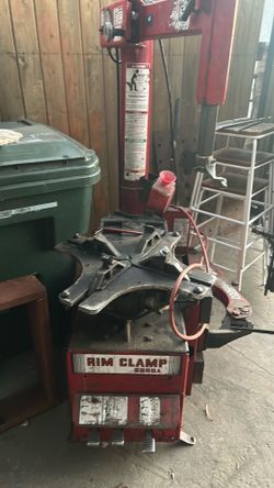 Tire machine
