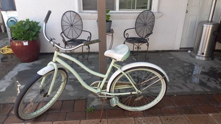 Cruiser Bicycle