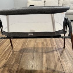 Chicco LullaGlide 3-in-1 Bassinet - Luna (Grey)