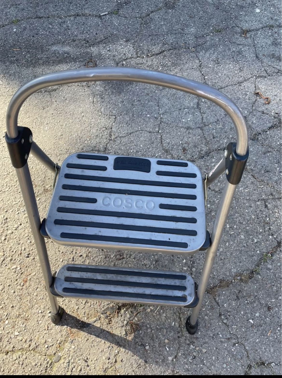 Steel step Ladder