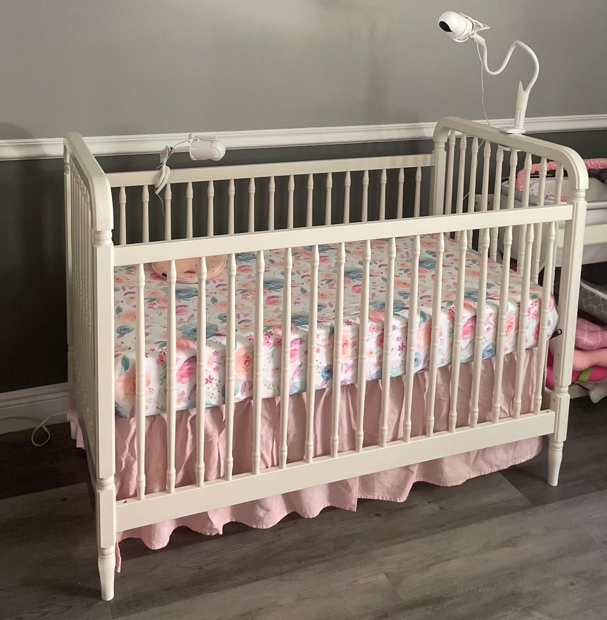 Colgate Evertrue Diamond Baby Crib
