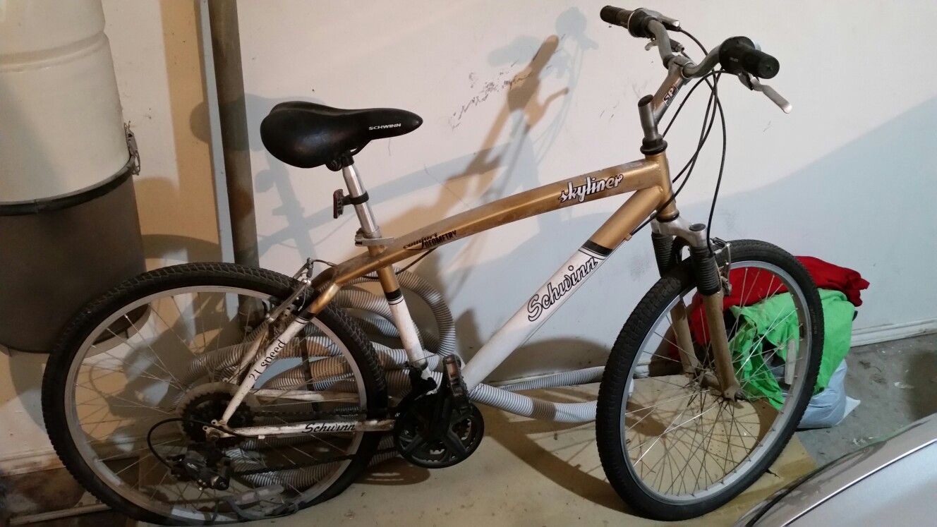 Schwinn Skyliner 21 speed womens Bike