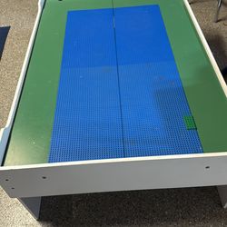 Lego table Melissa and Doug