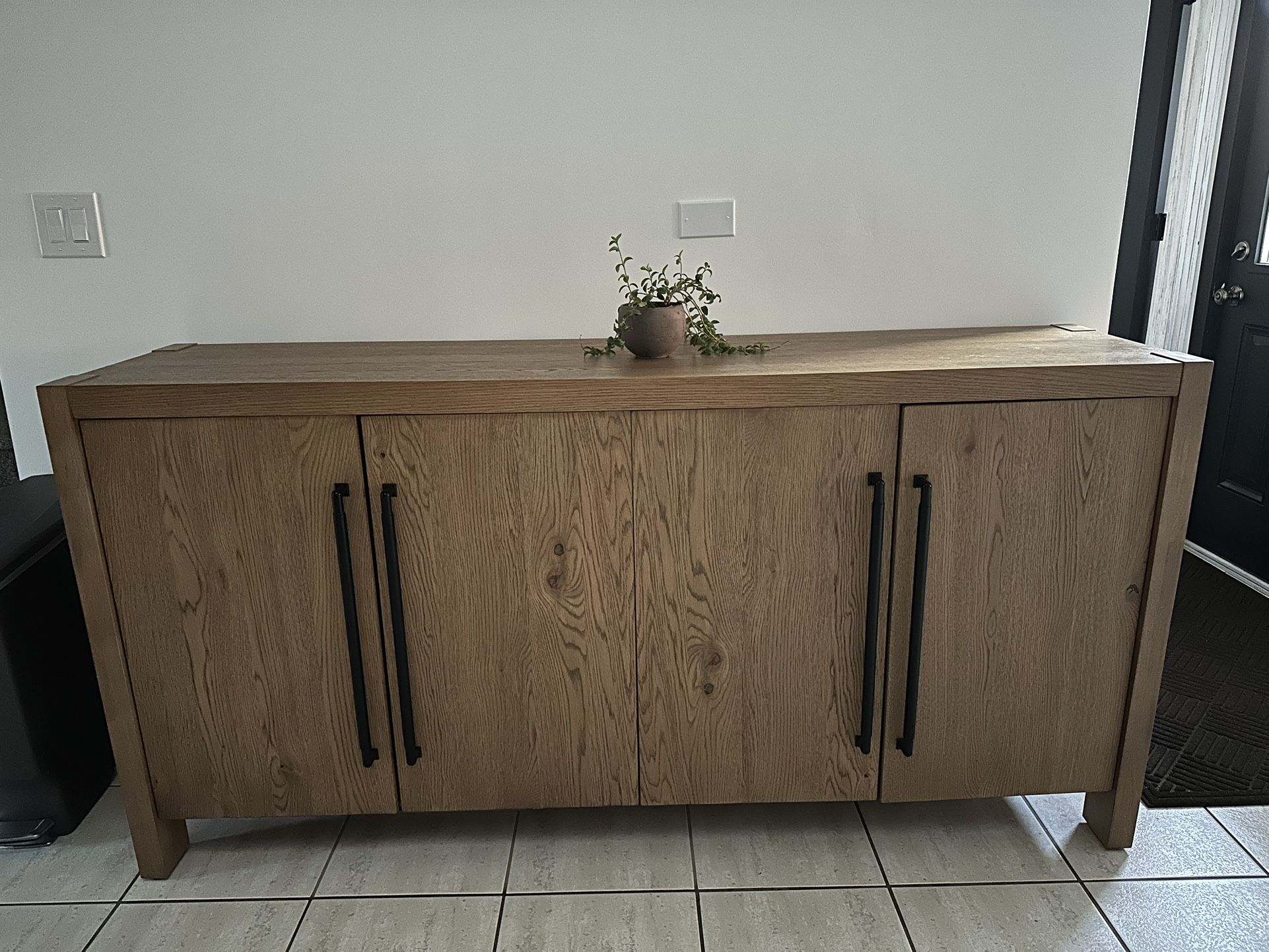 Credenza