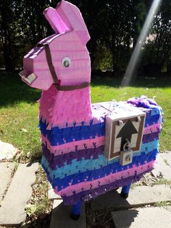 Fortnite Llama Piñata grande