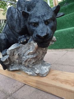 Black Panther Statue Rock Base