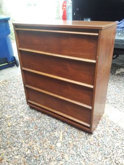Mid Century Bassett dresser chest of drawers
