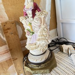 Lady Statutes Lamp