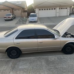 1999 Toyota Camry 