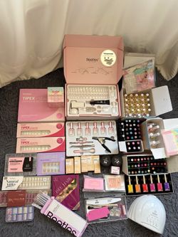 Beetles Gel Nail Polish Collection Bundle – Nail Tips, Apres Kit, UV Lamp & Accessories