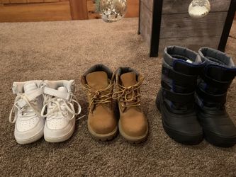 Nikes Timberlands And Snow boots 