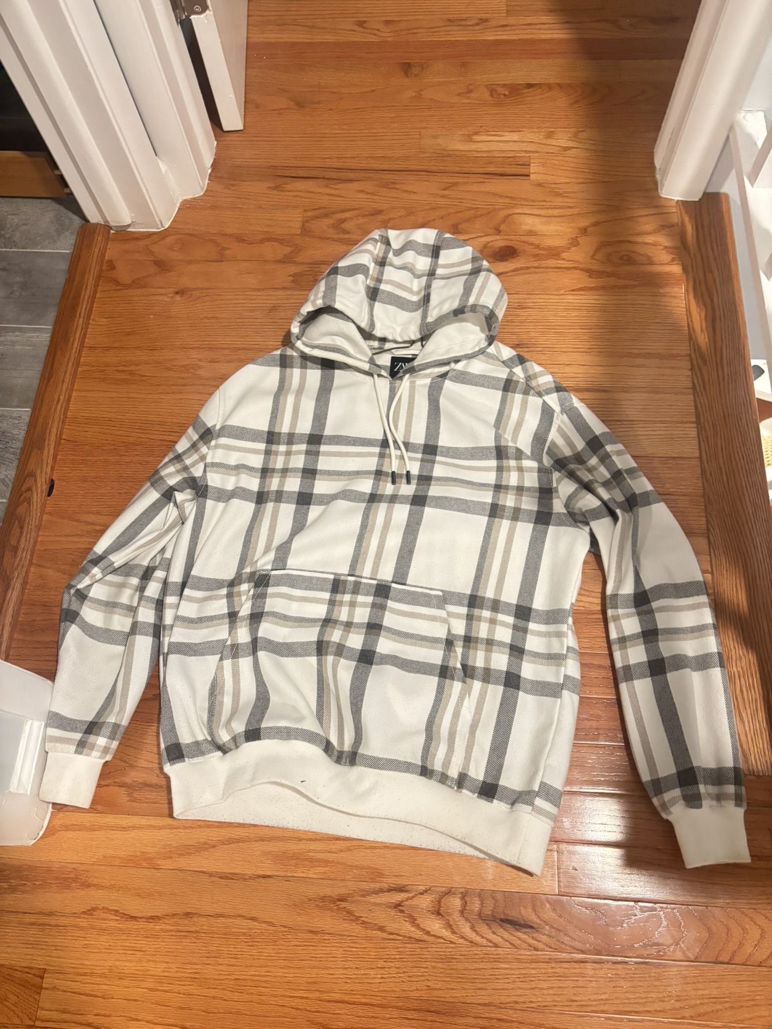 zara hoodie size M