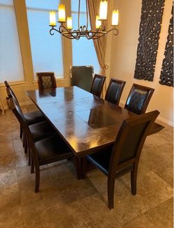 Dining Table w/ Chairs