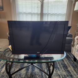 32" RCA LCD TV with Remote