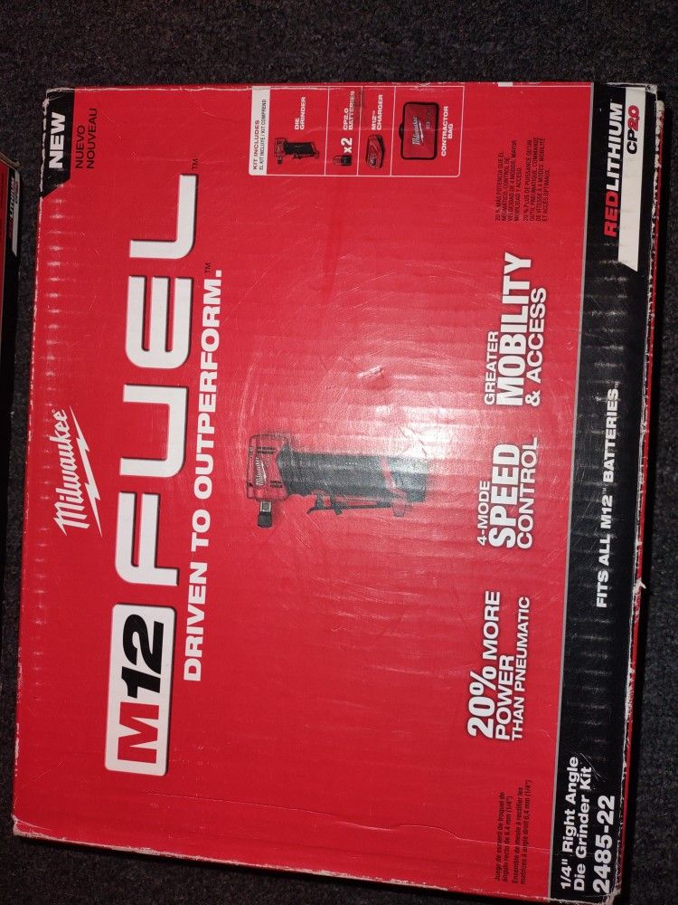 Milwaukee M12 Right Angle Die Grinder Kit - NEW