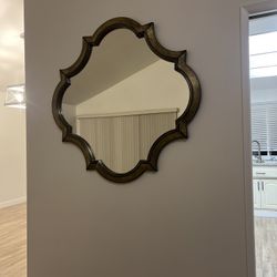 Mirror Uttermost