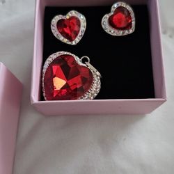 Pendant Necklace / Earring Set
