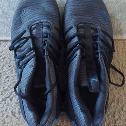 Men's Puma Sneakers...10.5