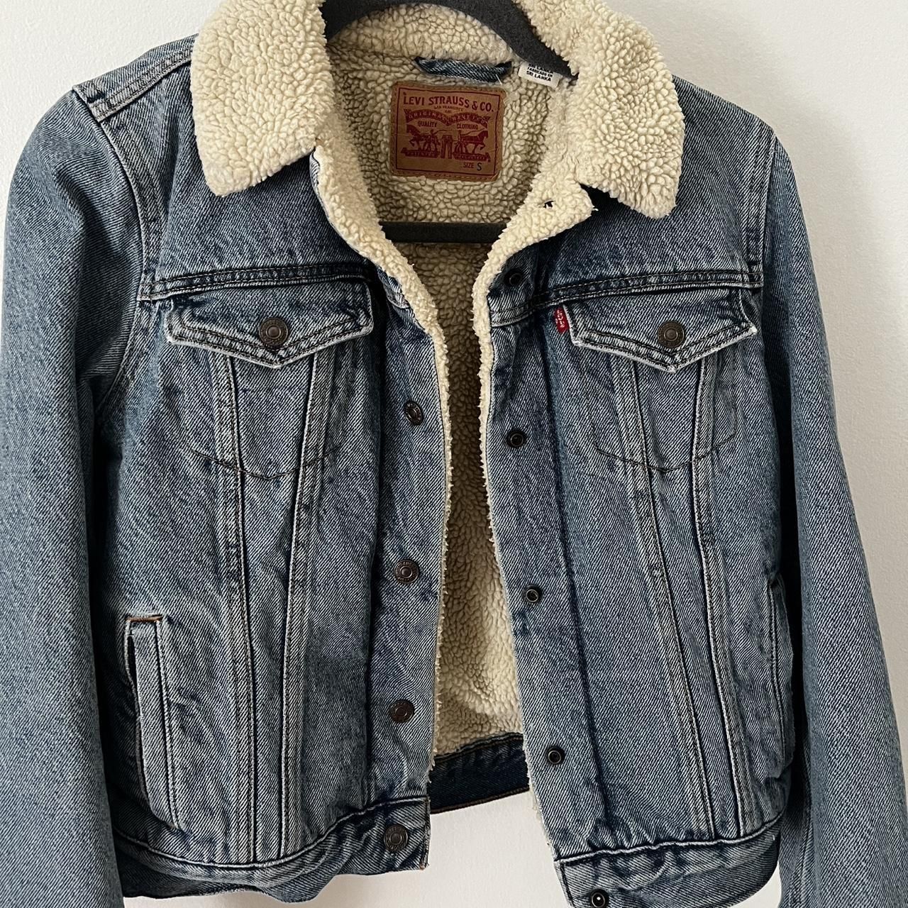 Levi's Women's Blue and Navy Jacket (contact info removed)