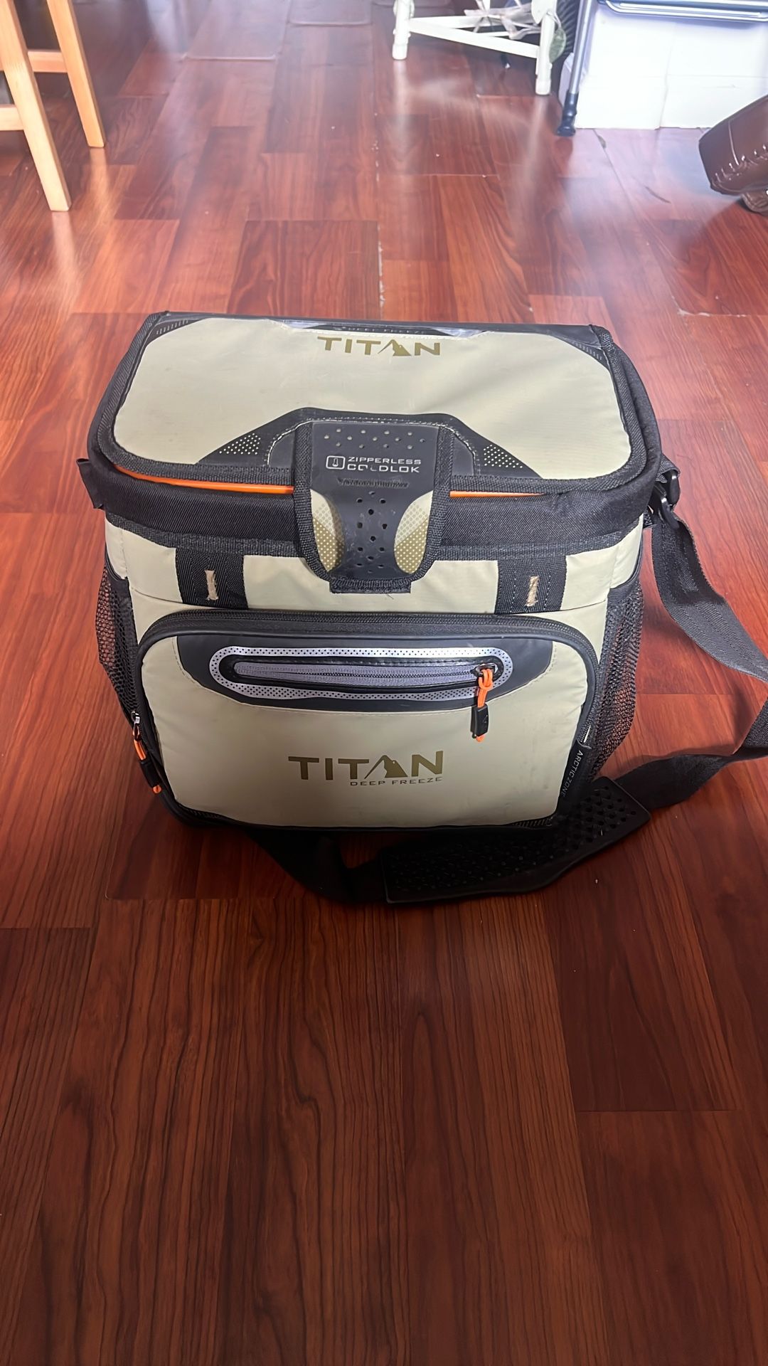 Titan Deep Freeze Cooler