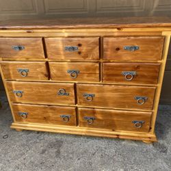 Pine Dresser