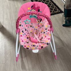 Minnie Bouncer 