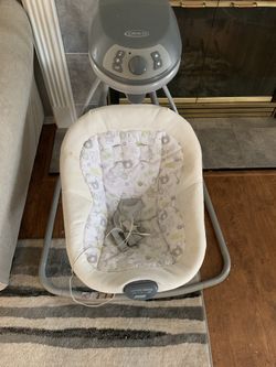 Baby swing