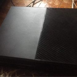 Xbox One, Black, One Month Old