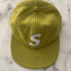 Supreme Hat