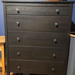 5 drawer dresser - black