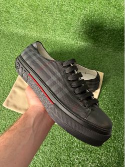 Burberry Men's Size 9 & 9.5 Men's Shoes