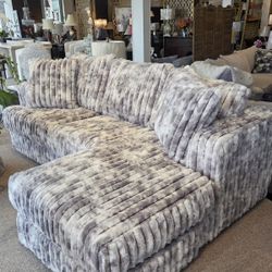 Light Grey Sectional New (Sofa Chaise)