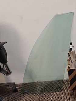 2013 to 2017 Honda Accord front window original