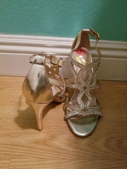 Gold Report Party High Heels..size 7 womens..Like New!