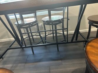 6 swivel counter top bar stools with dinning table