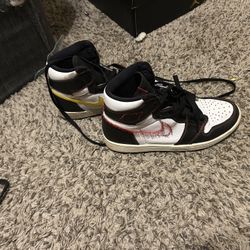 Air Jordan 1 Mid “Alternate Swoosh” l 1 Mid “Alternate Swoosh” – SIZE 8 US MEN