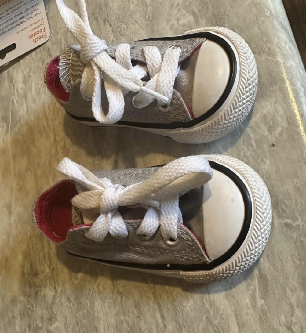 Girl Converses