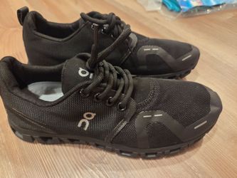 Temu on cloud shoes 8.5W