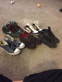 Boys shoes