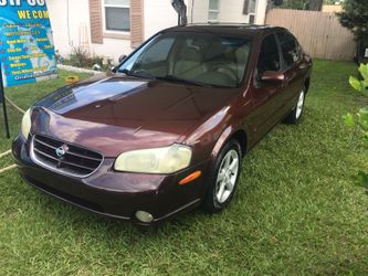 Nissan Maxima 2000 Great condition mileage 173