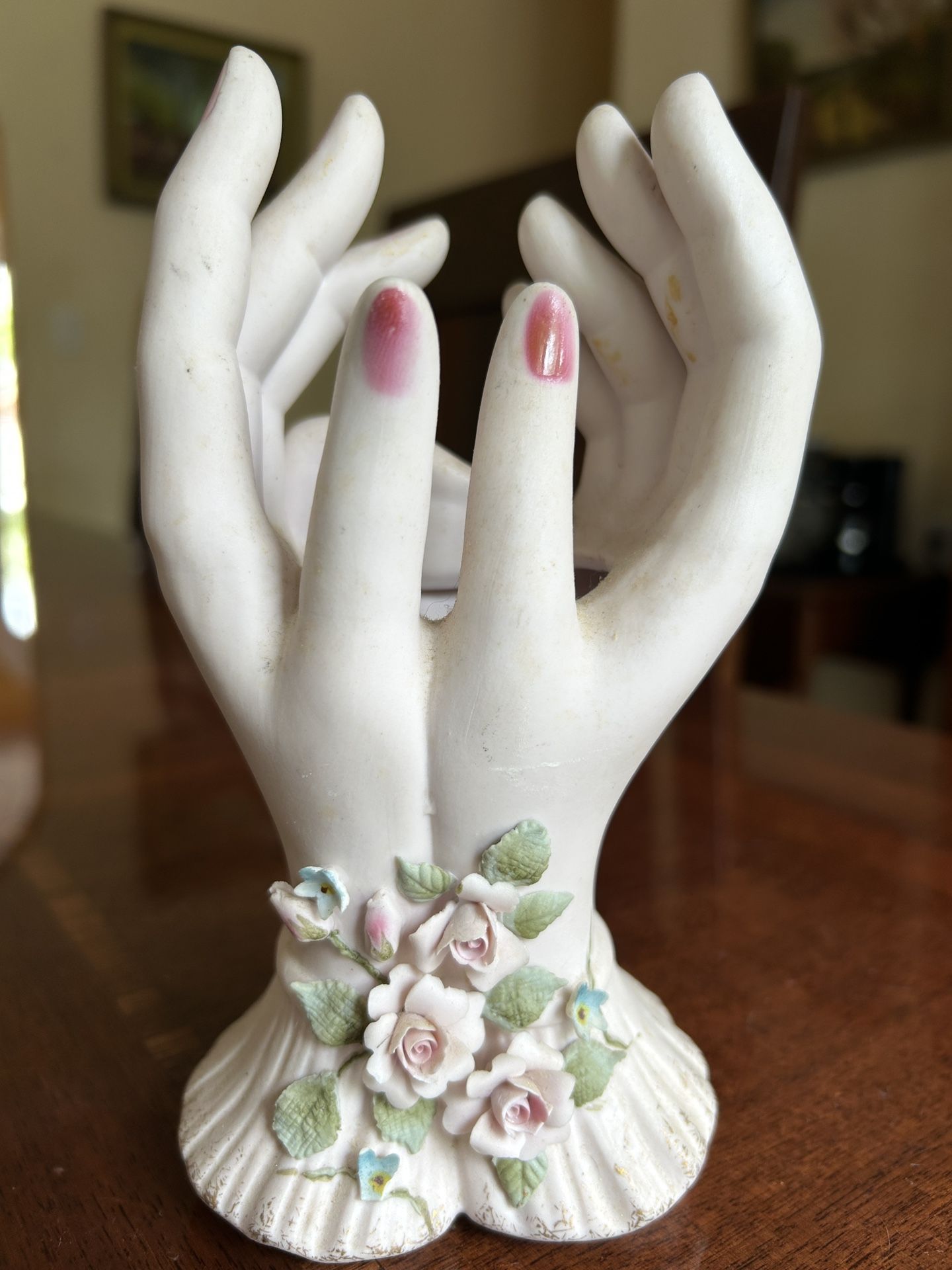 Lefton China Hand Painted 7 Inch Tall, Porcelain Hands Marked And Numbered Made In 🇯🇵 Japan